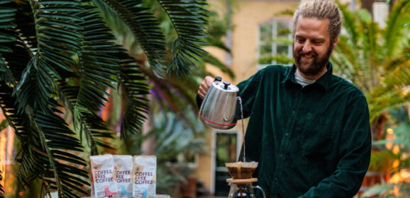 Kop koffie zonder koffiebonen: Nederlandse startup pakt wereldprimeur